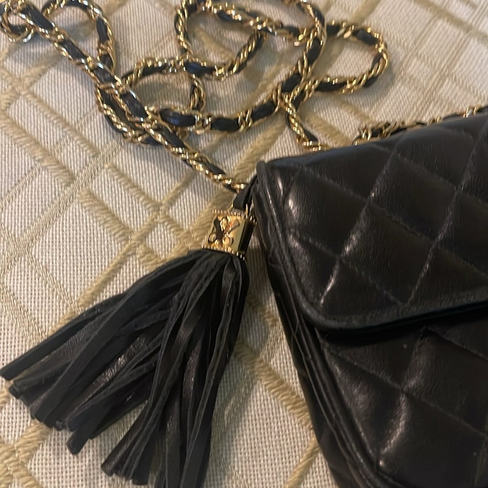 Jay Herbert Vintage Black Quilted with Gold and Leather Chain bag - Picture 6 of 9